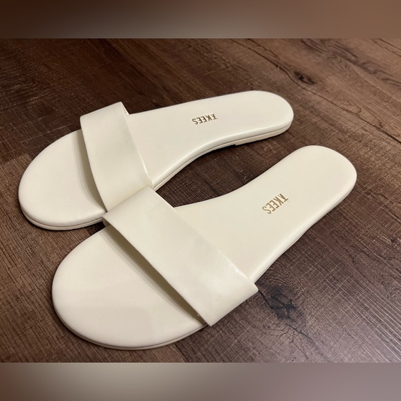 TKEES Shoes - TEEKS LEATHER SLIPPERS